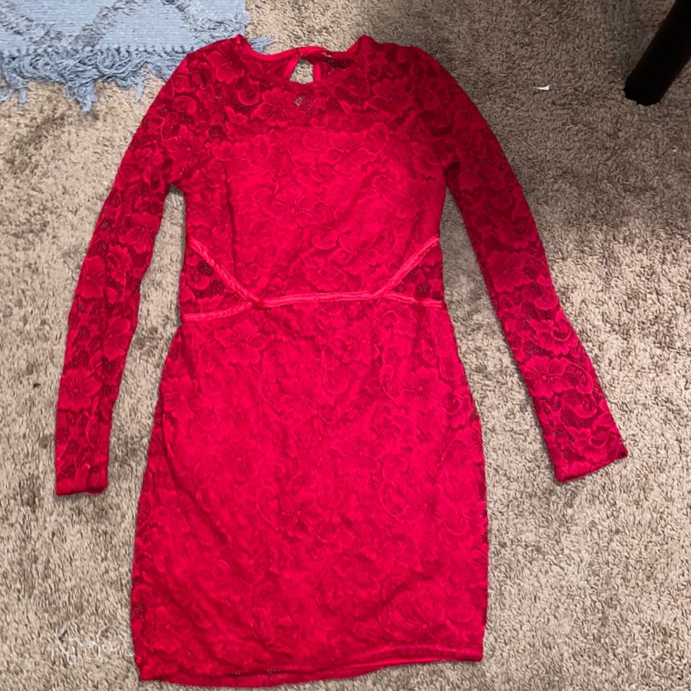 Red lace for fitting dress